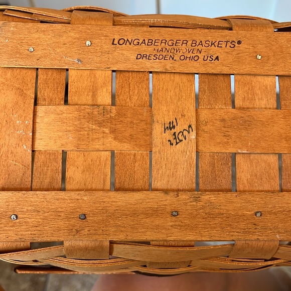 Longaberger Basket. Red & blue trim. 10.5 by 7.5 w/ handle. Paperwork included. - Picture 2 of 6